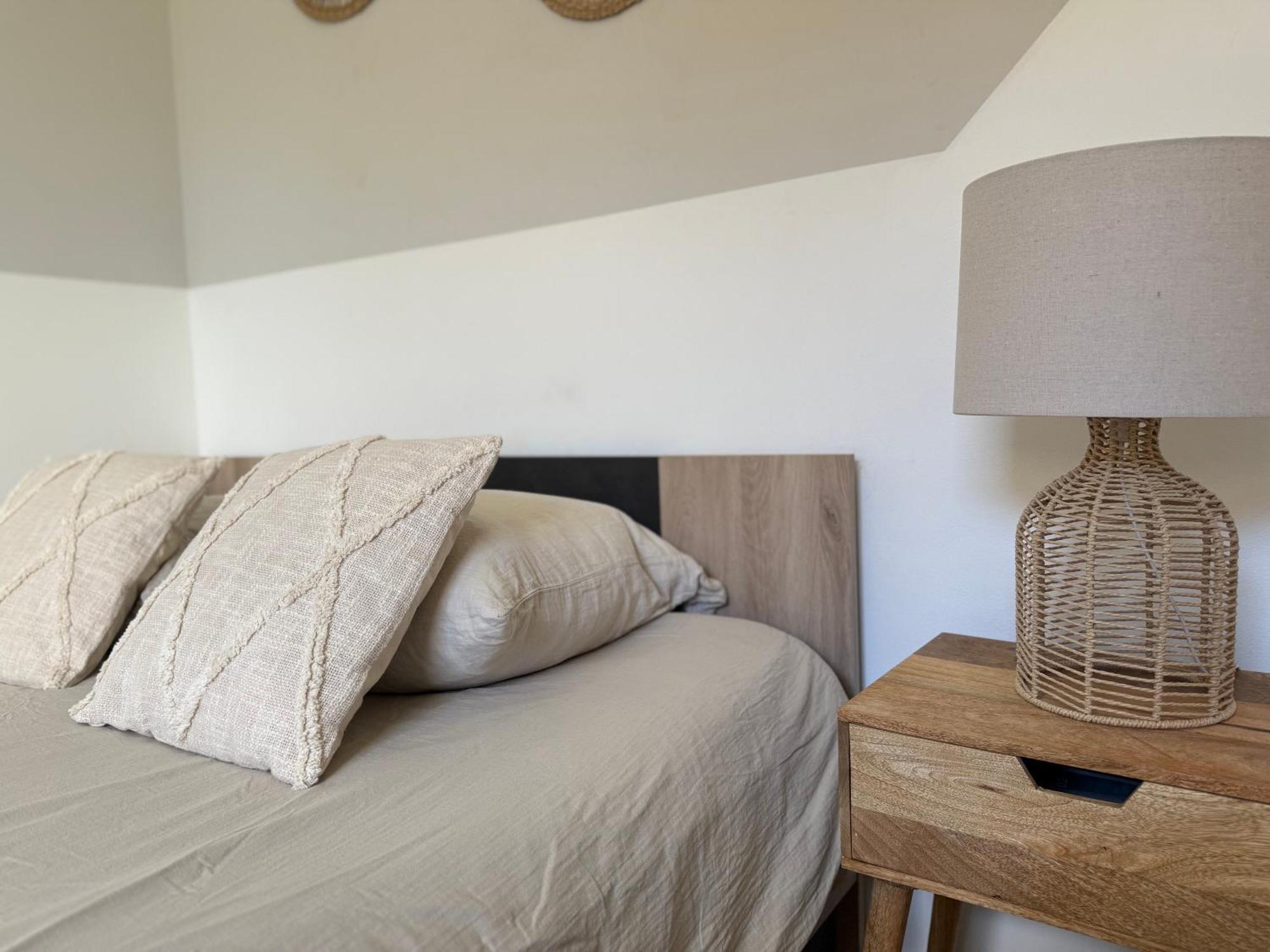 Loft, Studio And Love Rooms Bourg-Saint-Christophe Exterior foto